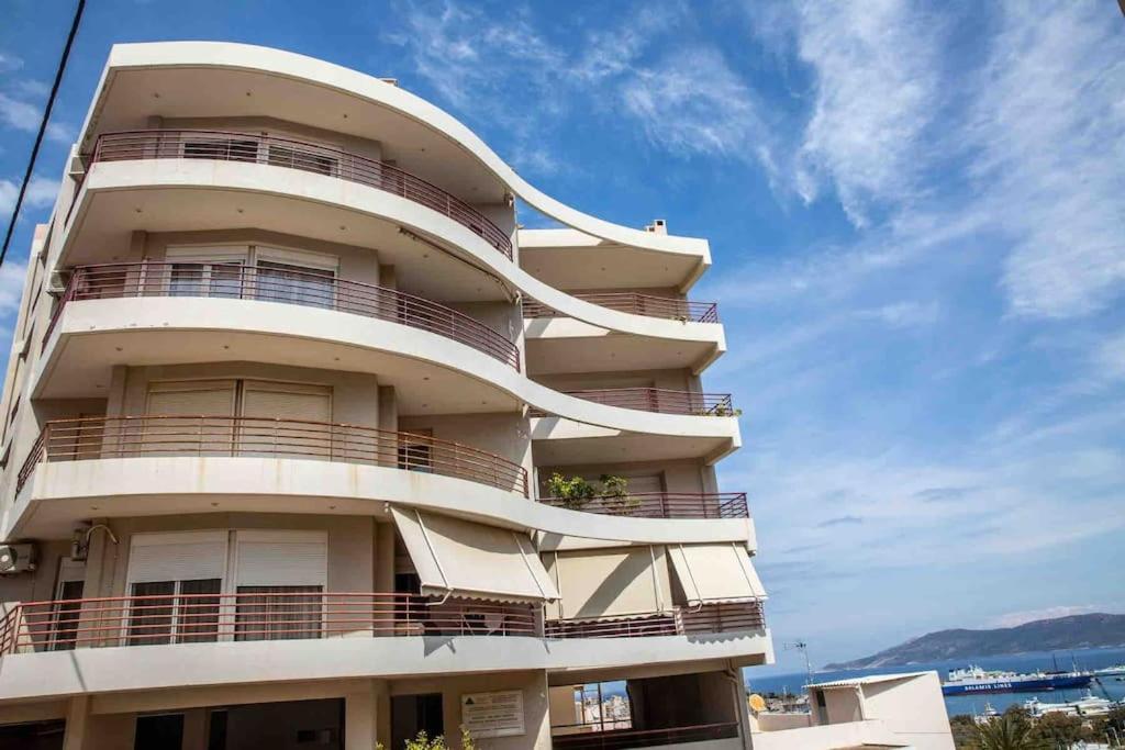 Lavrio Seaview 2Bdr Apt 4 Min Dive From The Sea Екстер'єр фото